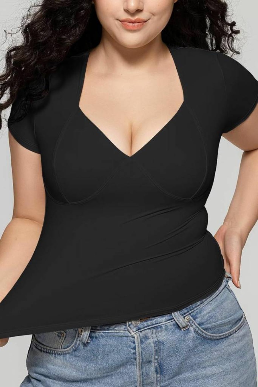 Vertvie Women's Y2K V-Neck Slim Fit T-Shirt - Double Lined Short Sleeve Summer Top for Going Out (2024 Trendy Basic Tee)
