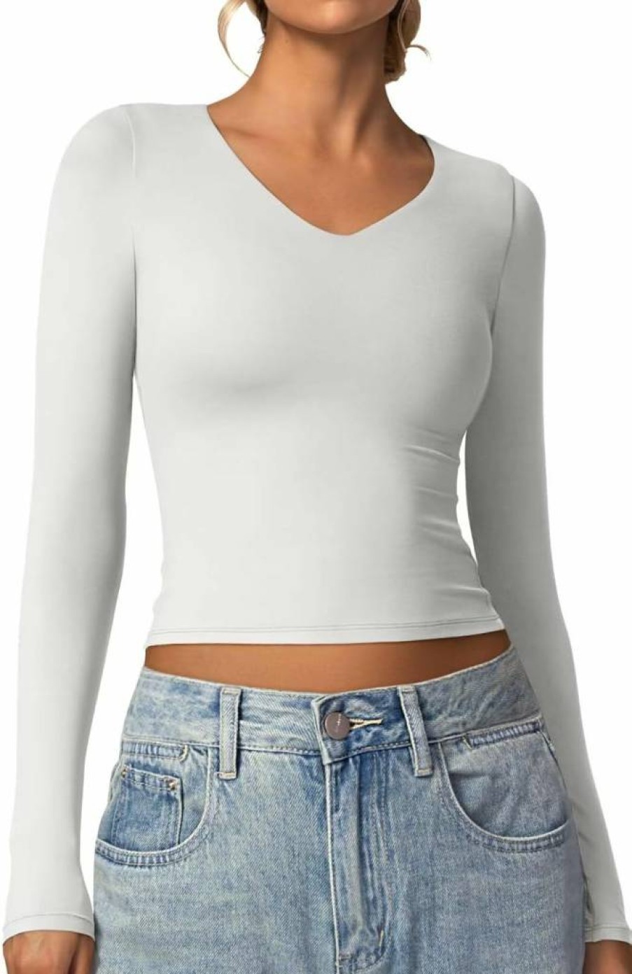 Vertvie Women's Fitted V-Neck Long Sleeve T-Shirt - Slim Basic Top for 2024 Trendy Outfits